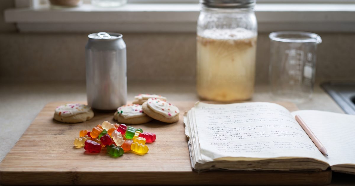 Common Food Additives May Be Damaging Your Gut Barrier, Review Finds